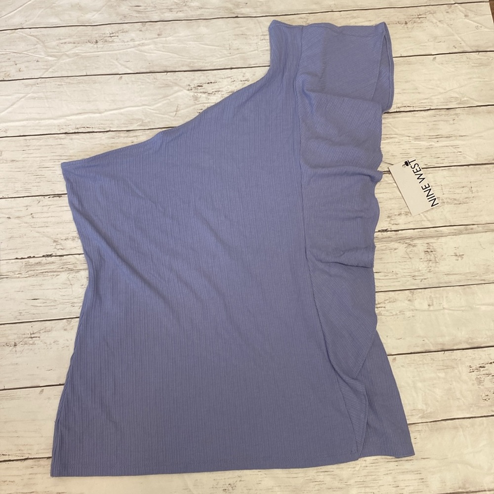 Nine West top